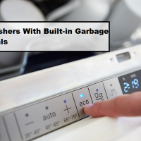 Do-dishwashers-have-built-in-garbage-disposals